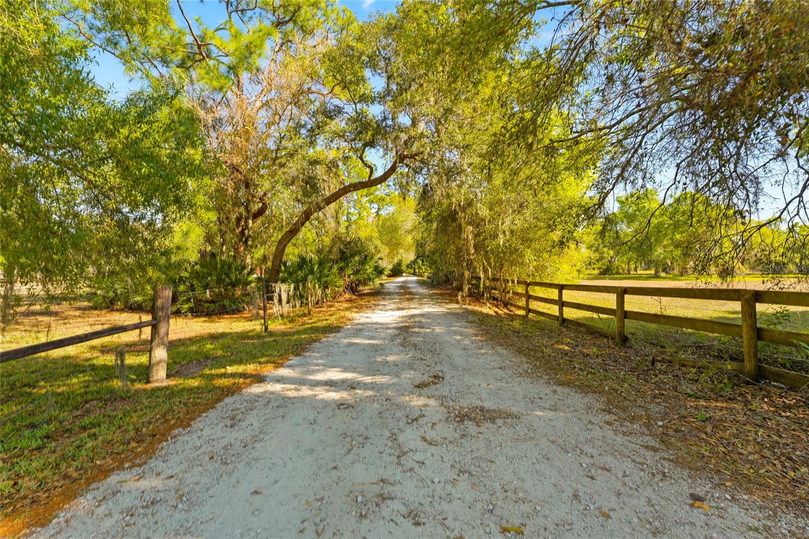 95 VIC EDWARDS RD, SARASOTA, FL, 34240