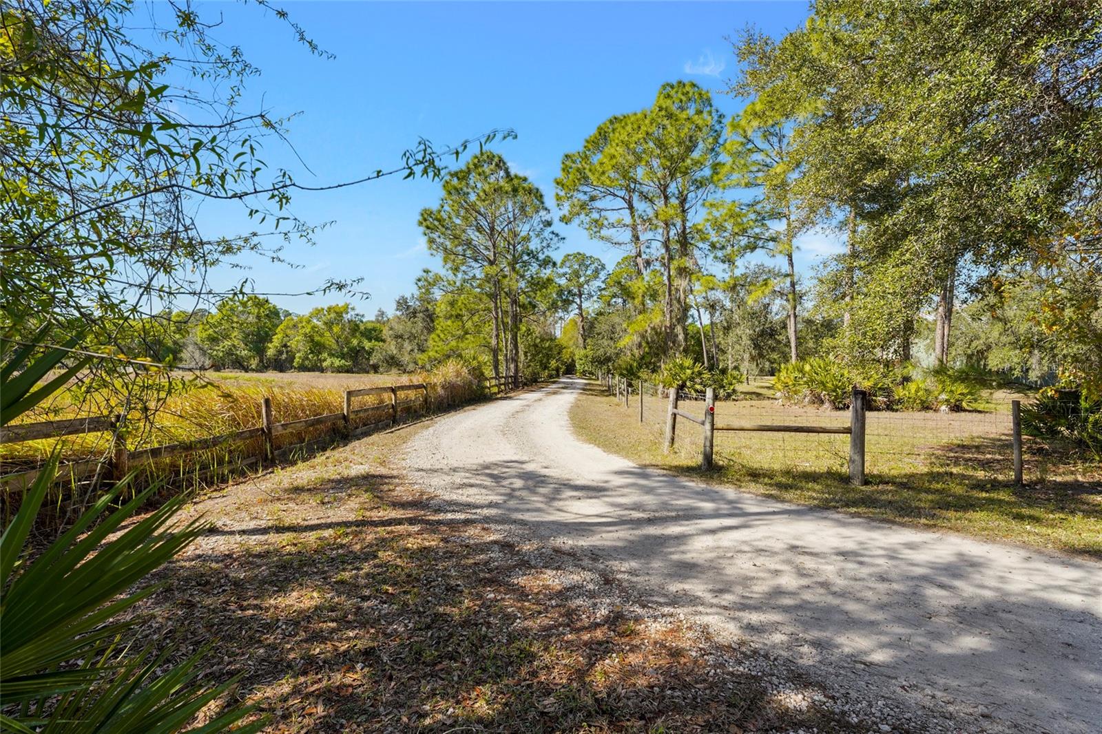 95 VIC EDWARDS RD, SARASOTA, FL, 34240