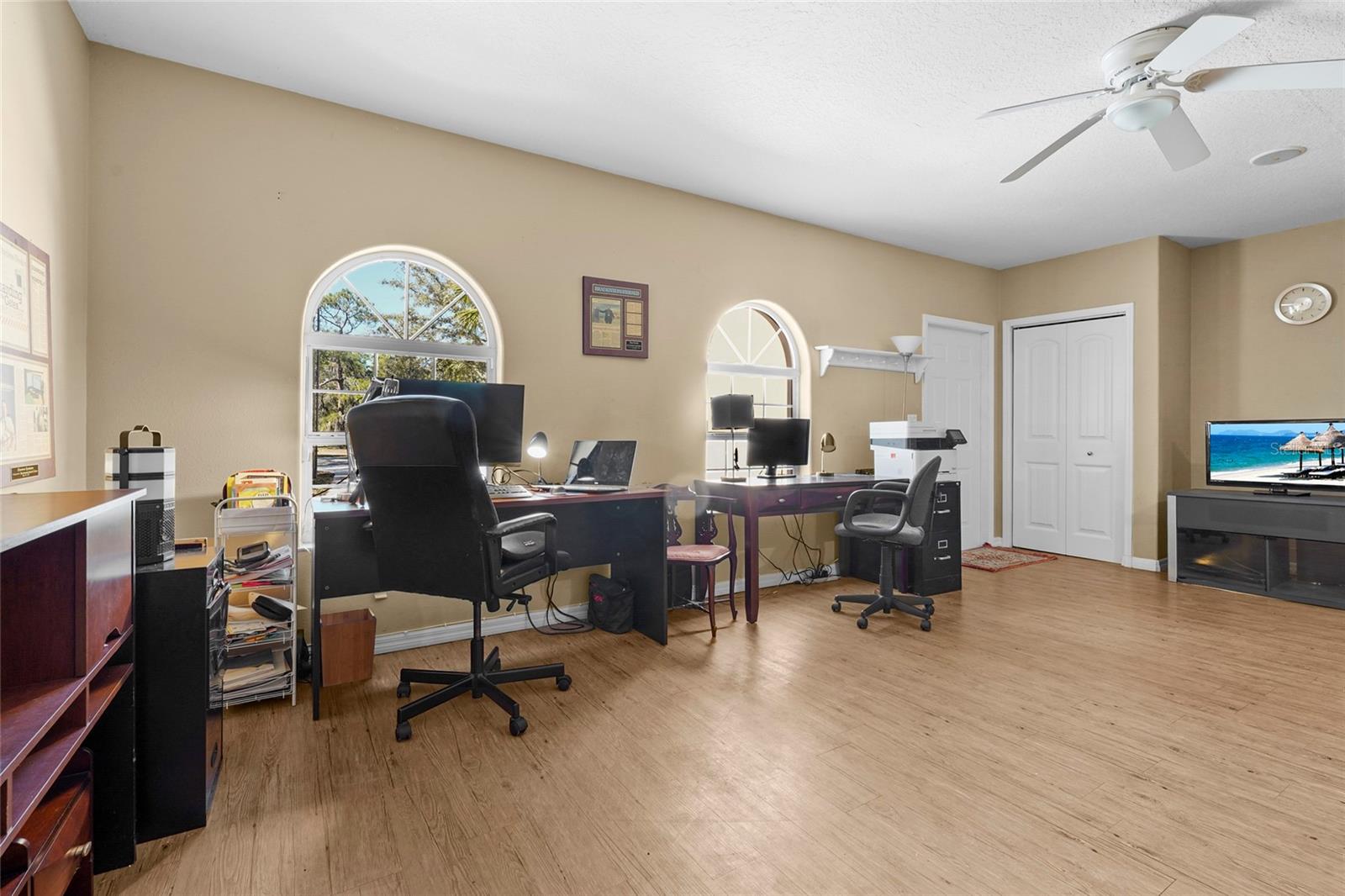 95 VIC EDWARDS RD, SARASOTA, FL, 34240