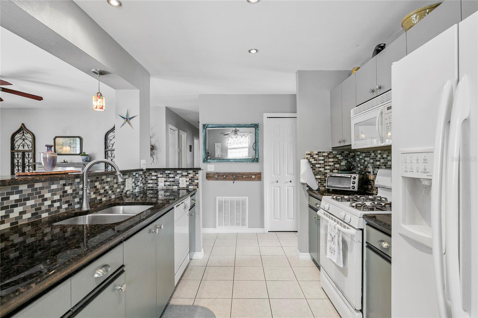 1108 65TH AVE W, BRADENTON, FL, 34207