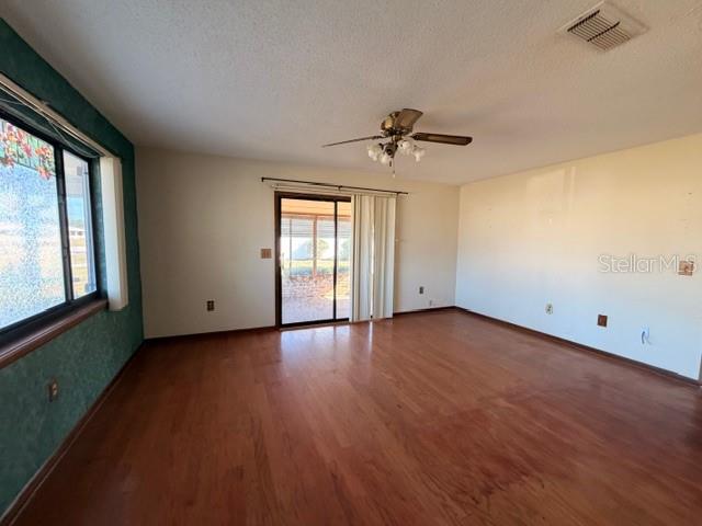 OM716149 Property Photo