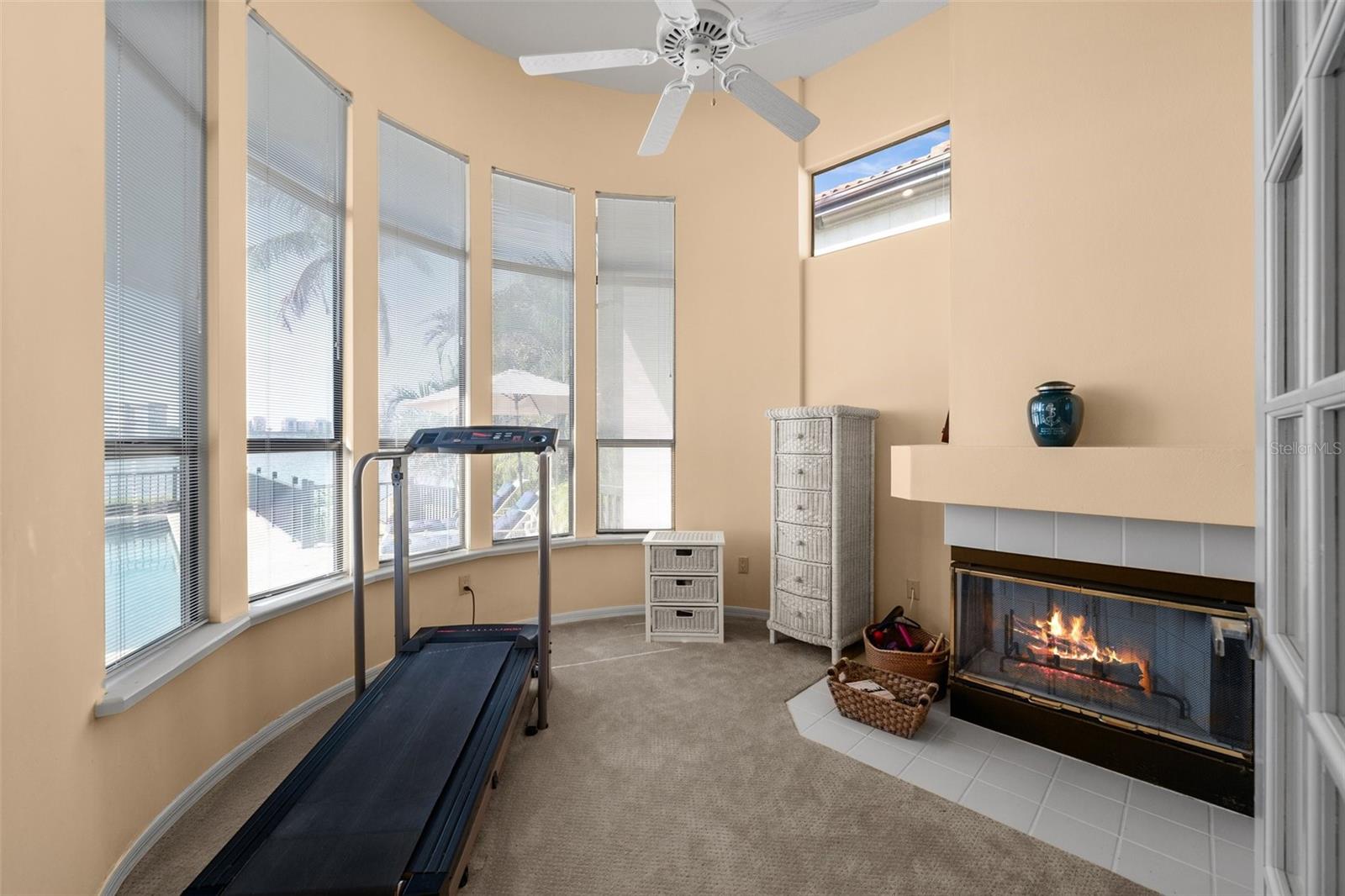 TB8461656 Property Photo