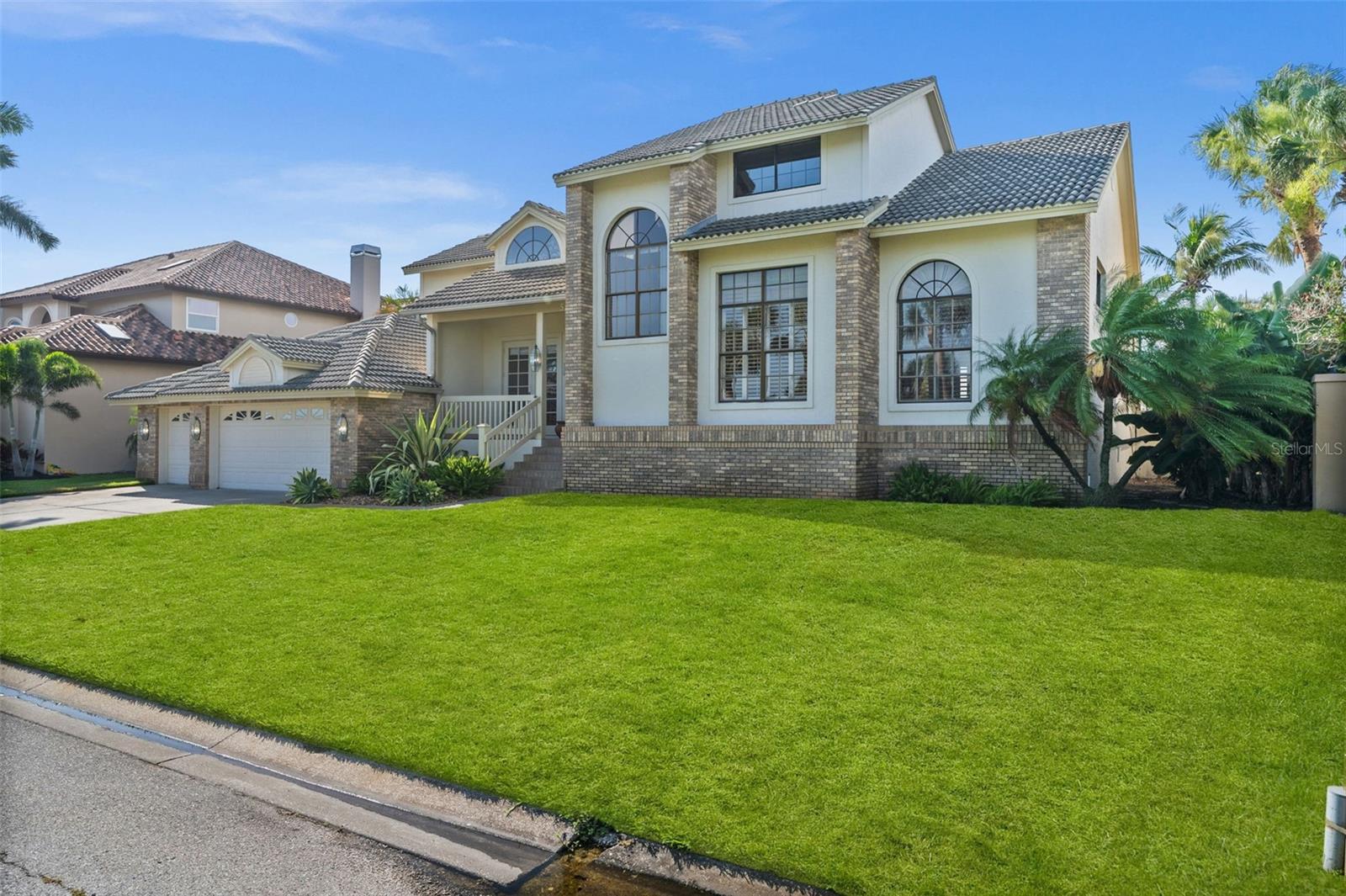 TB8461656 Property Photo