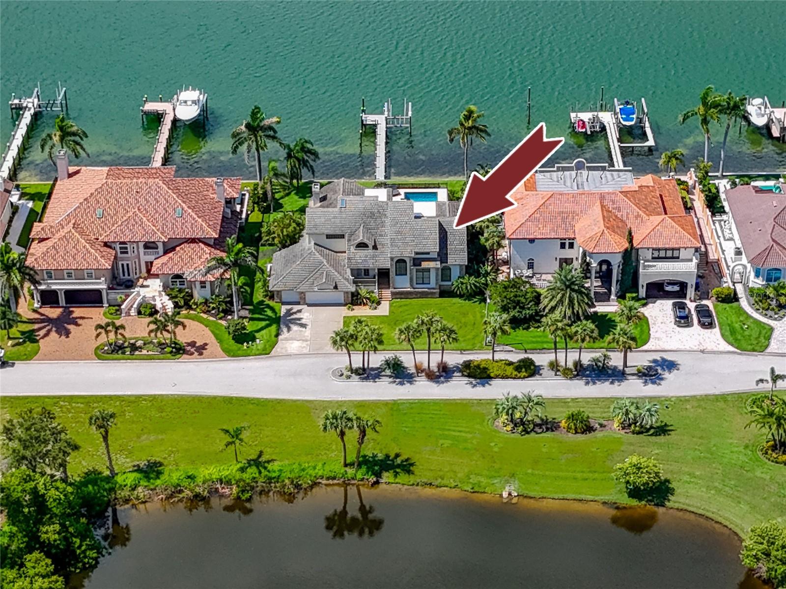 TB8461656 Property Photo