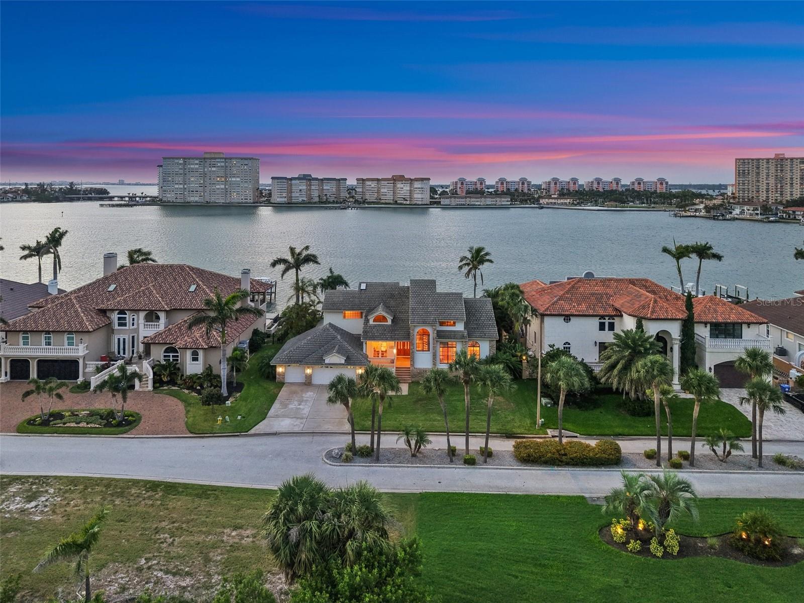 TB8461656 Property Photo