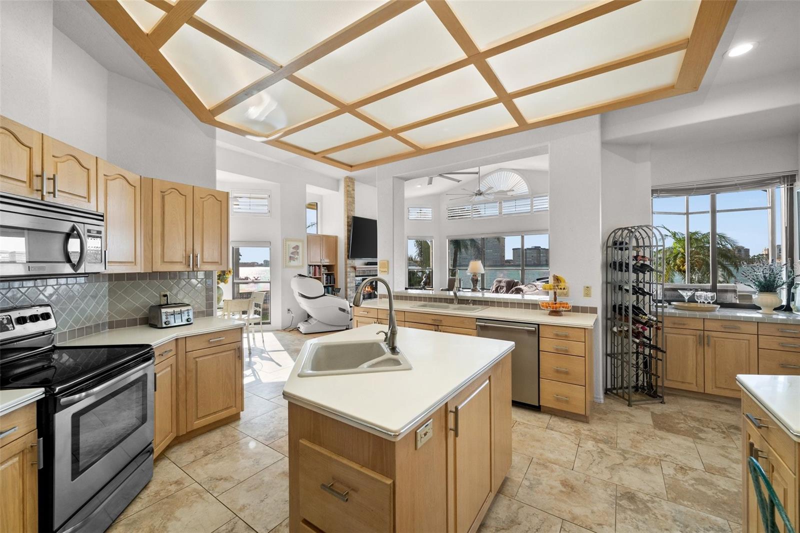 TB8461656 Property Photo