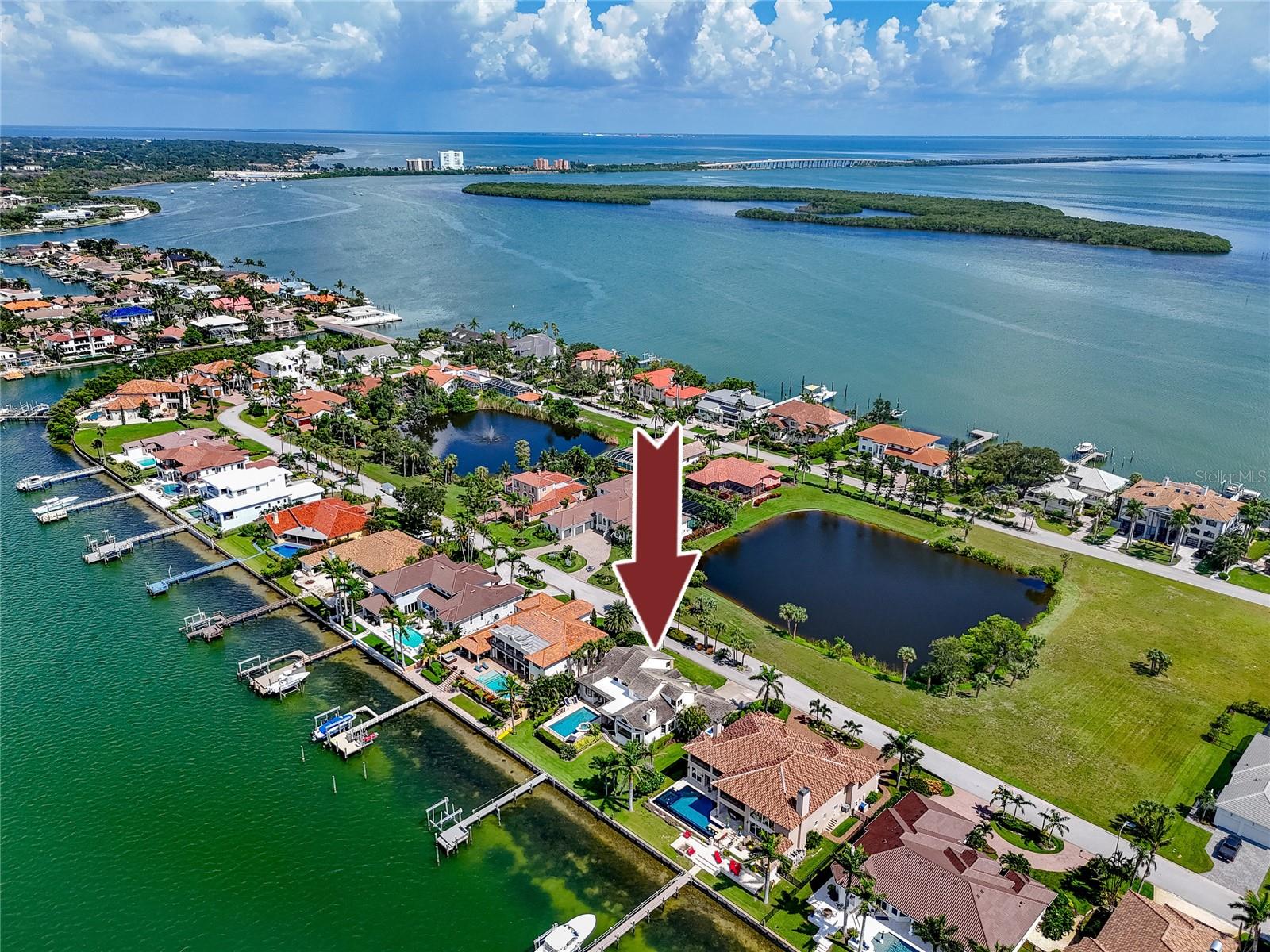 TB8461656 Property Photo