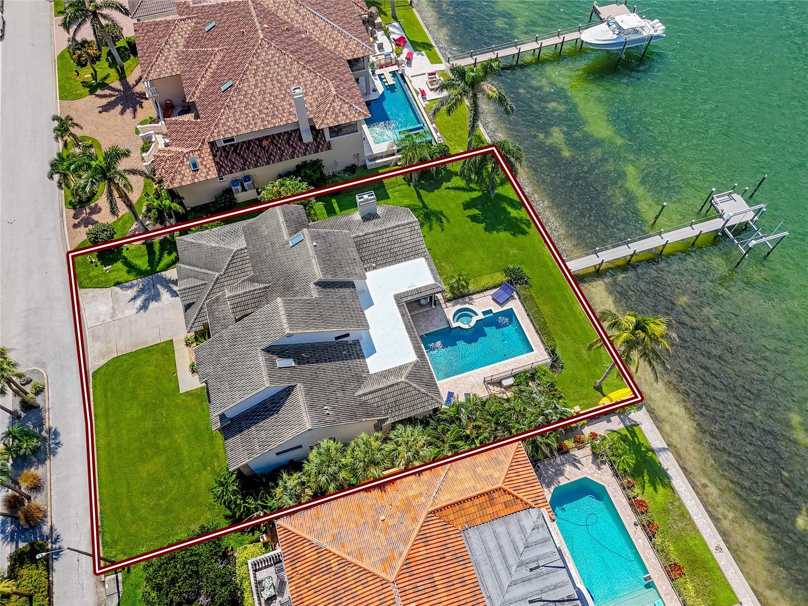 TB8461656 Property Photo