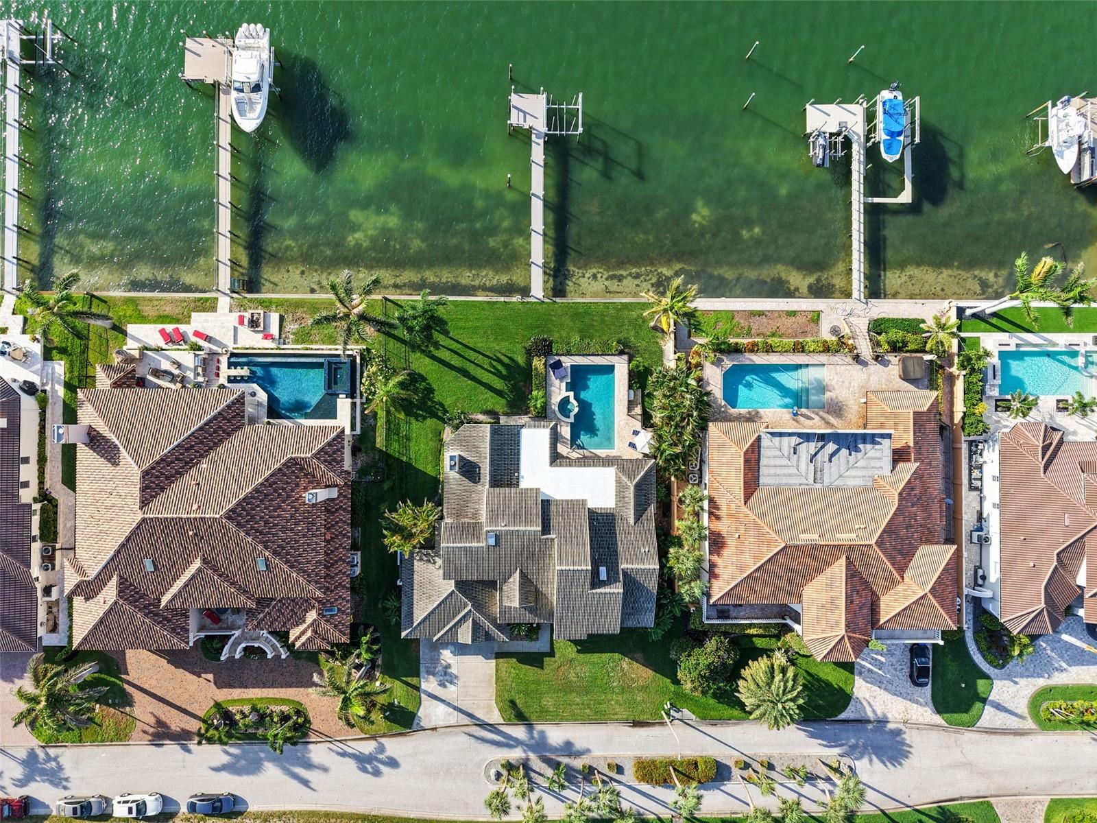 TB8461656 Property Photo