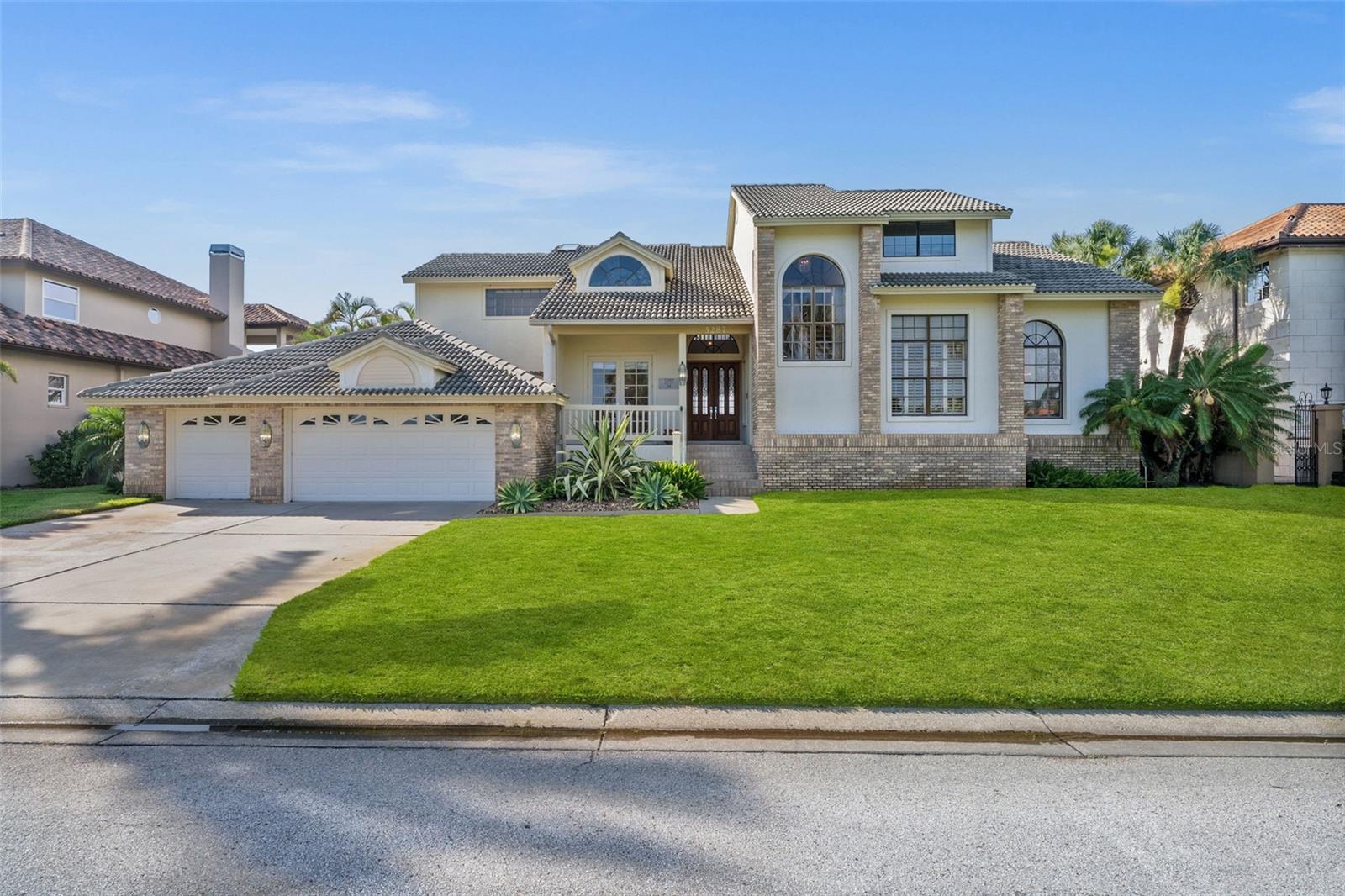 TB8461656 Property Photo