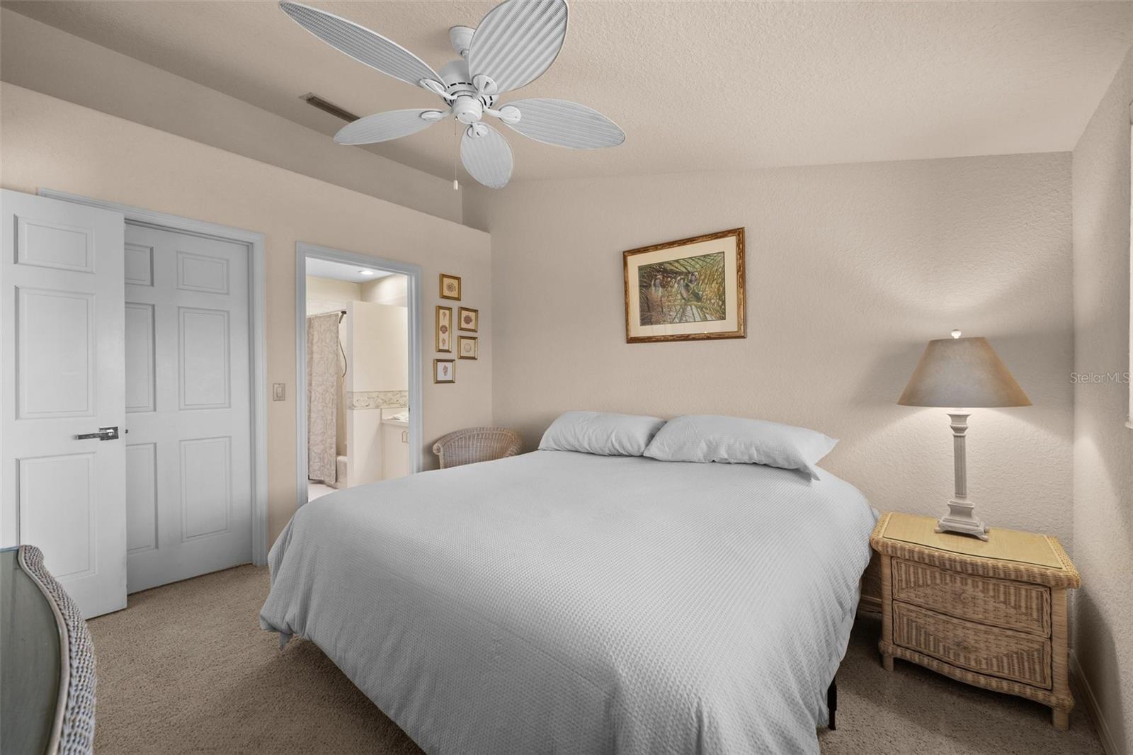 TB8461656 Property Photo