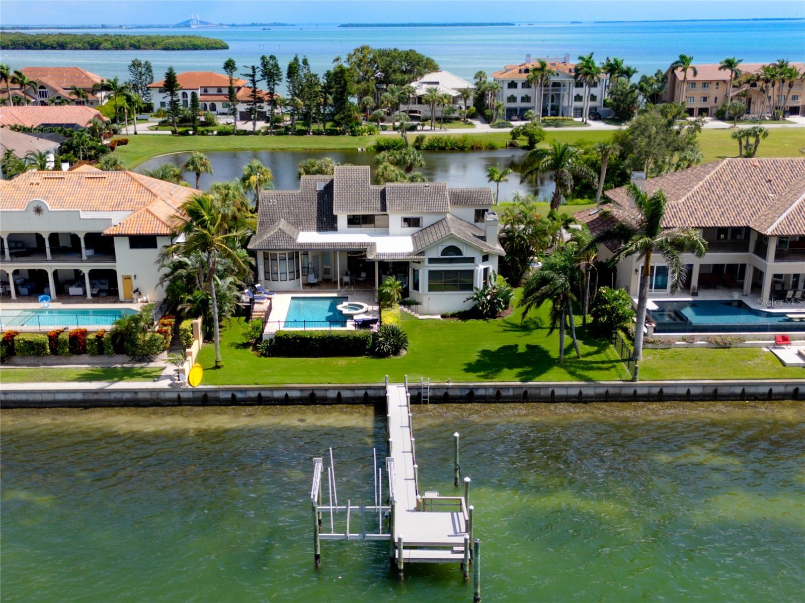 TB8461656 Property Photo