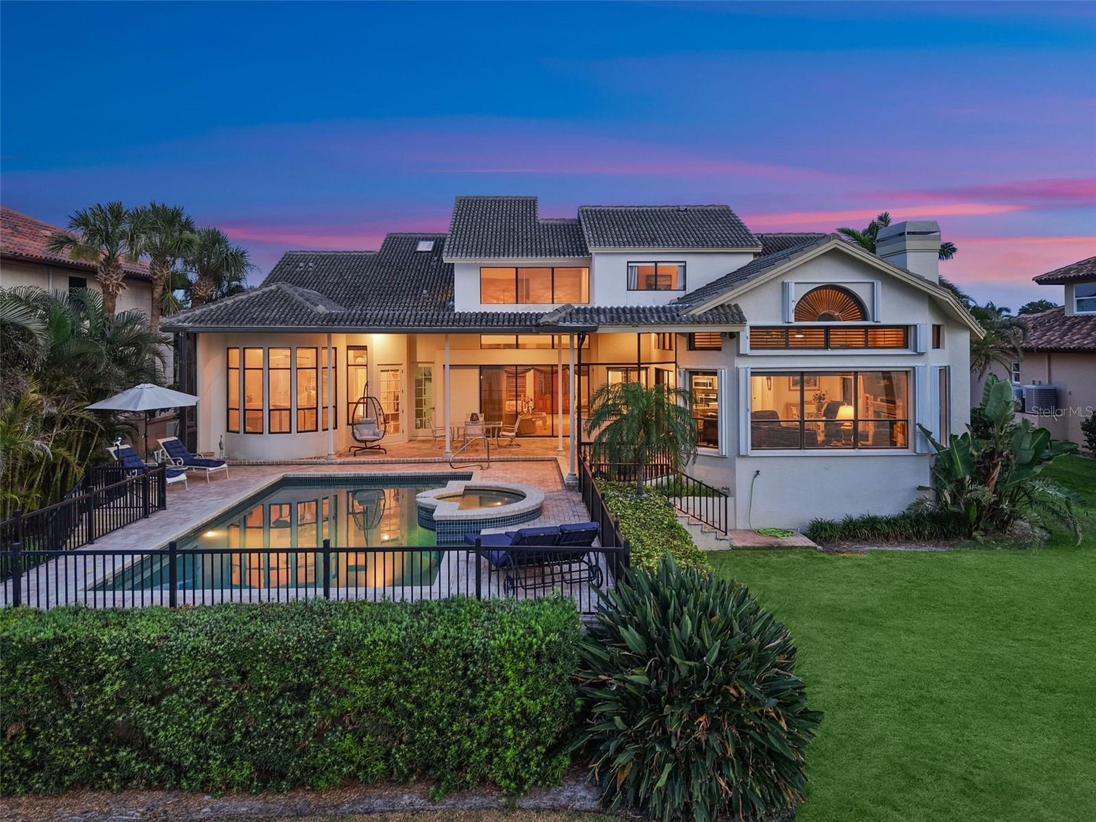 TB8461656 Property Photo