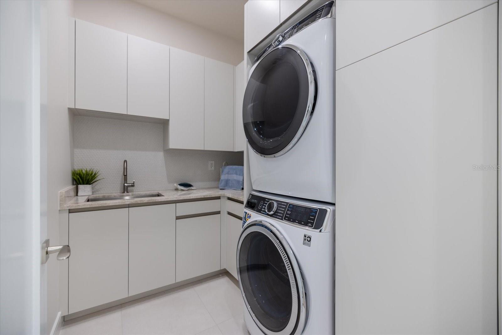 A4677180 Property Photo