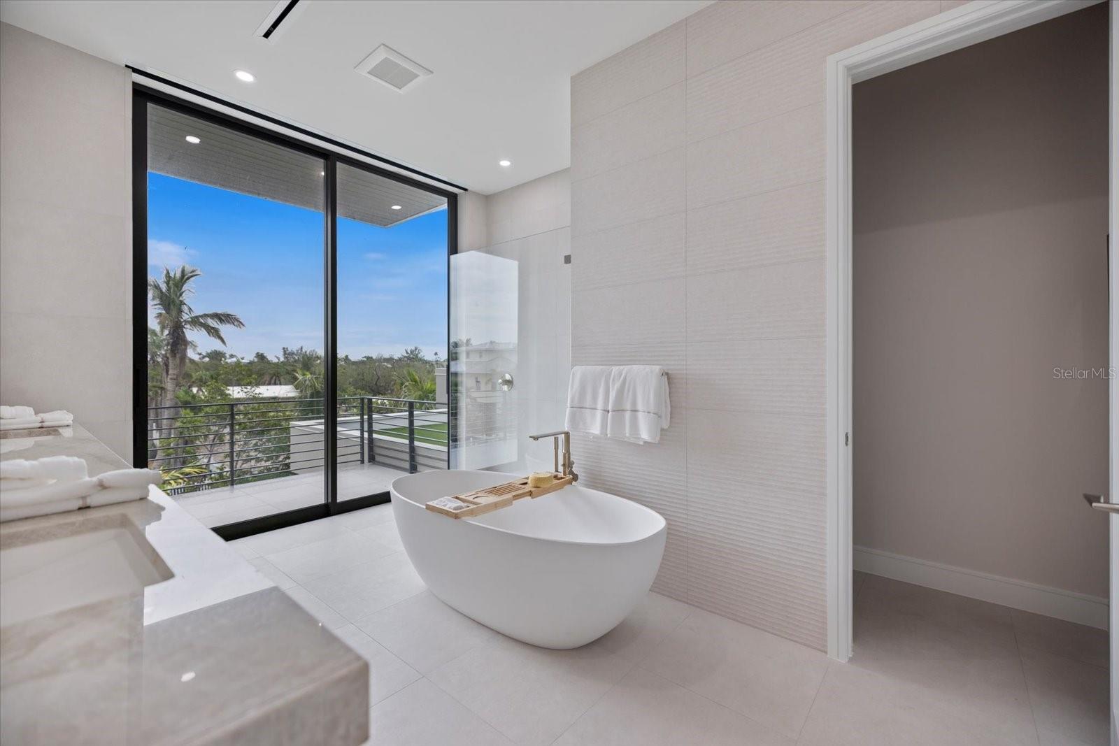 A4677180 Property Photo