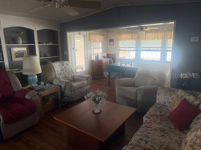 TB8461682 Property Photo