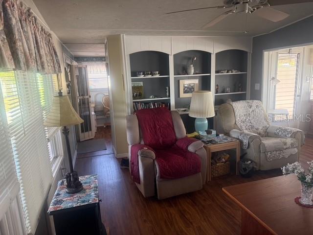 TB8461682 Property Photo