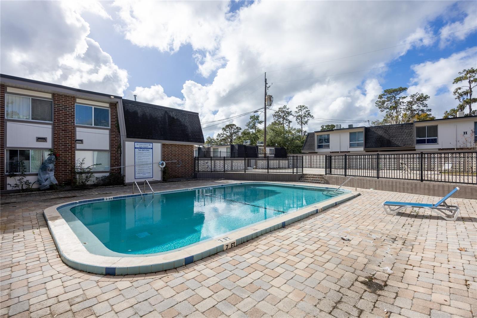 GC536371 Property Photo