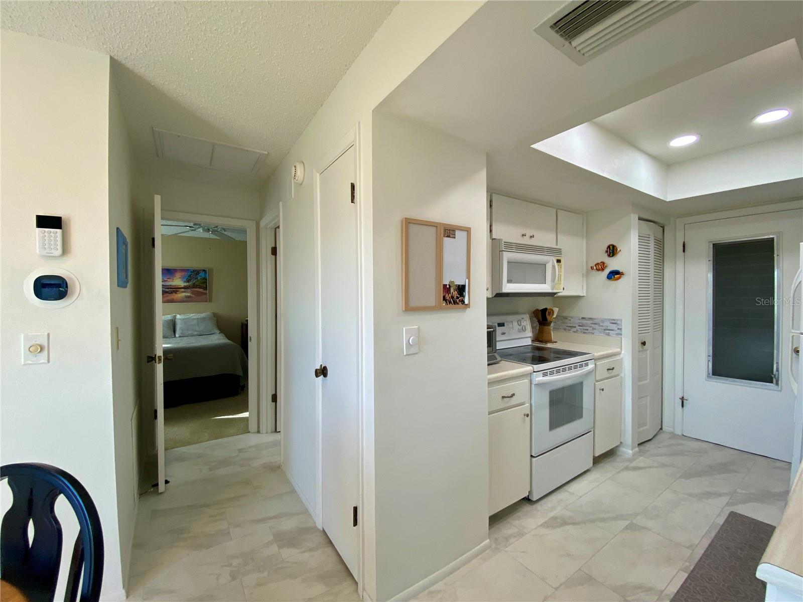 2740 HIGHLANDS BLVD #D, PALM HARBOR, FL, 34684