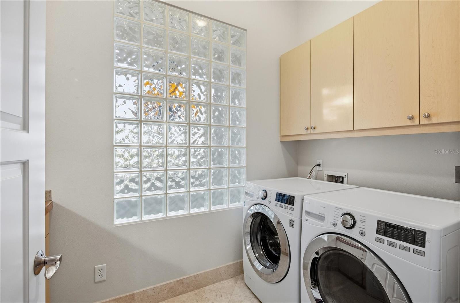 A4677200 Property Photo