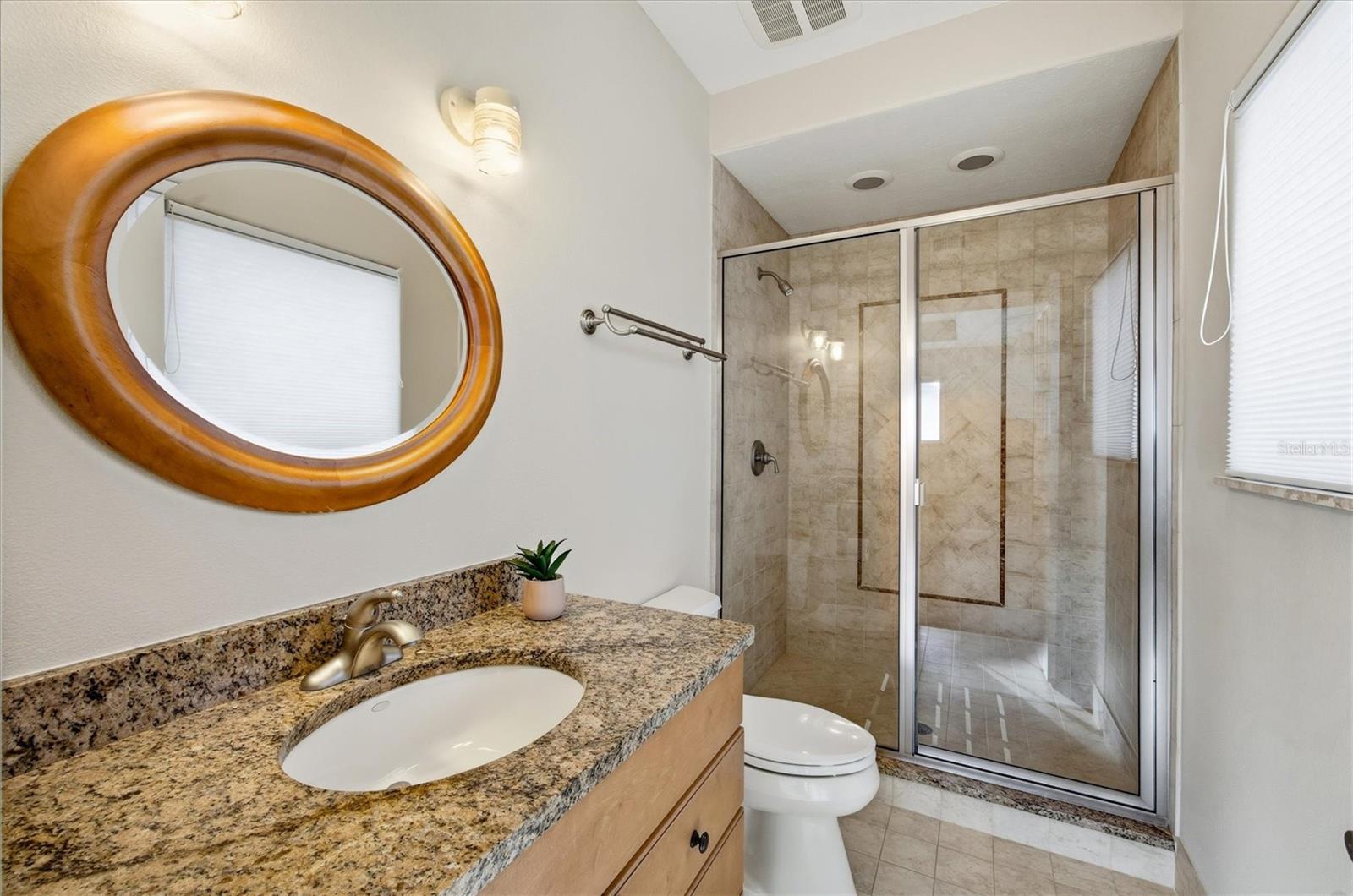 A4677200 Property Photo