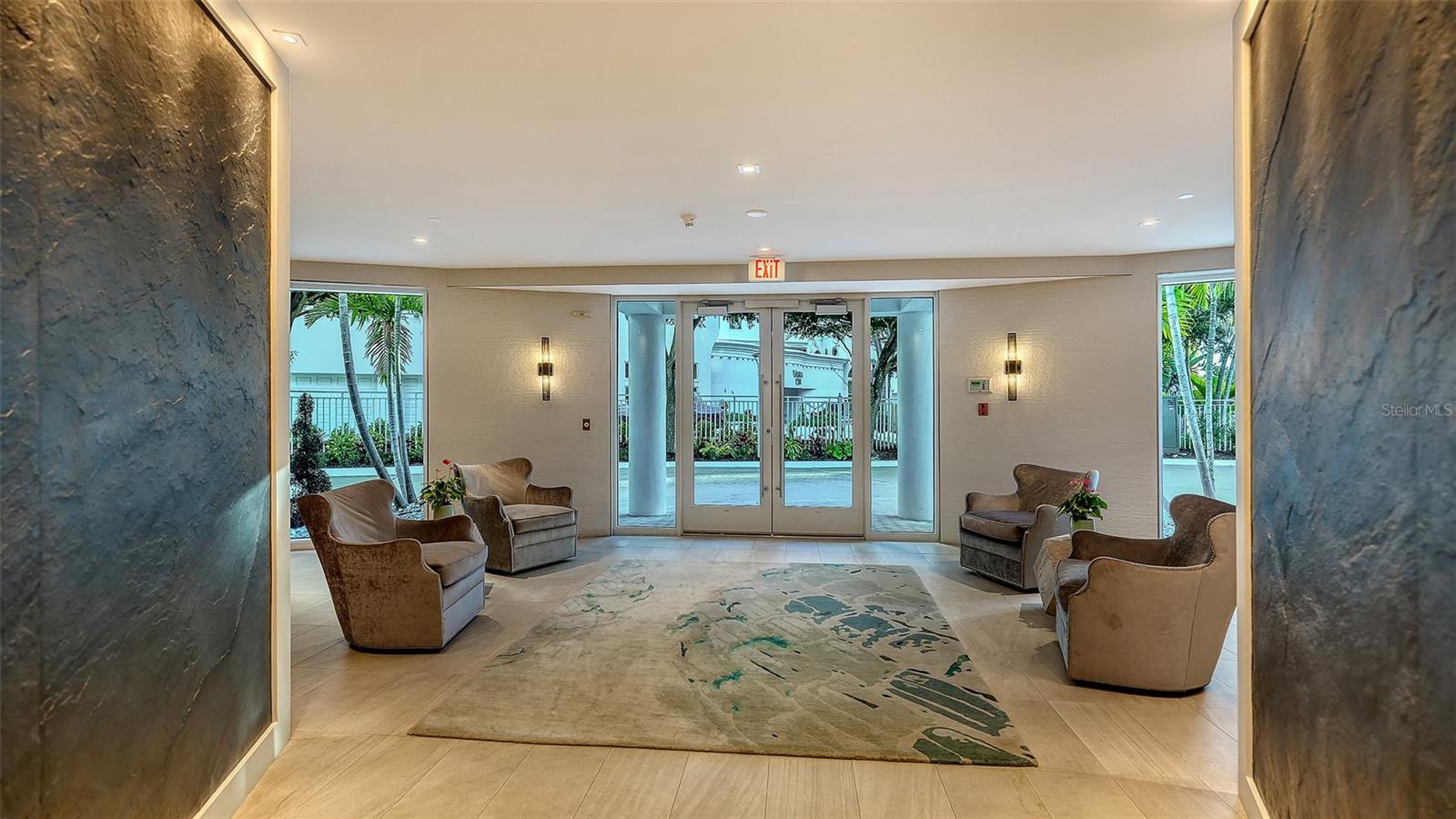 A4677212 Property Photo