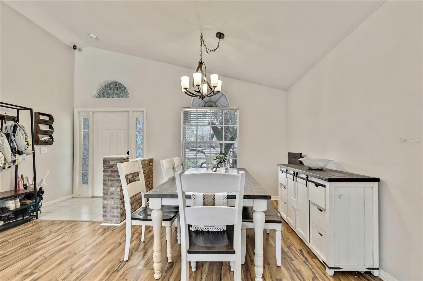 living room of dining area
