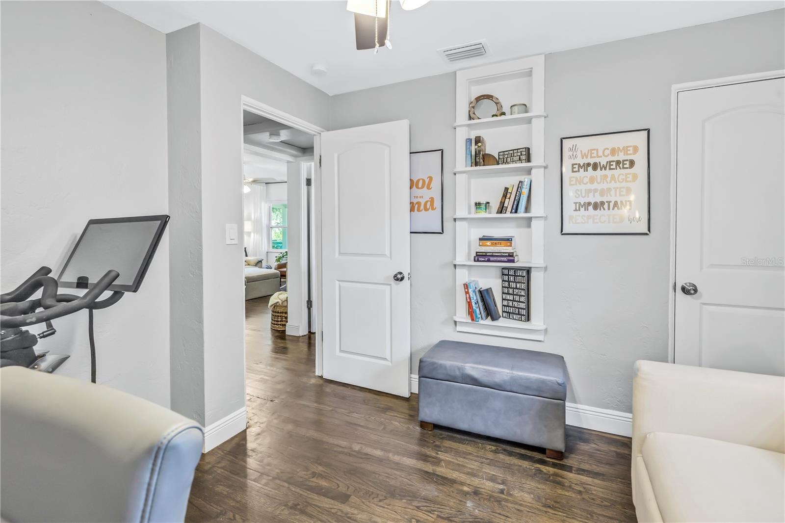 2444 32ND AVE N, ST PETERSBURG, FL, 33713