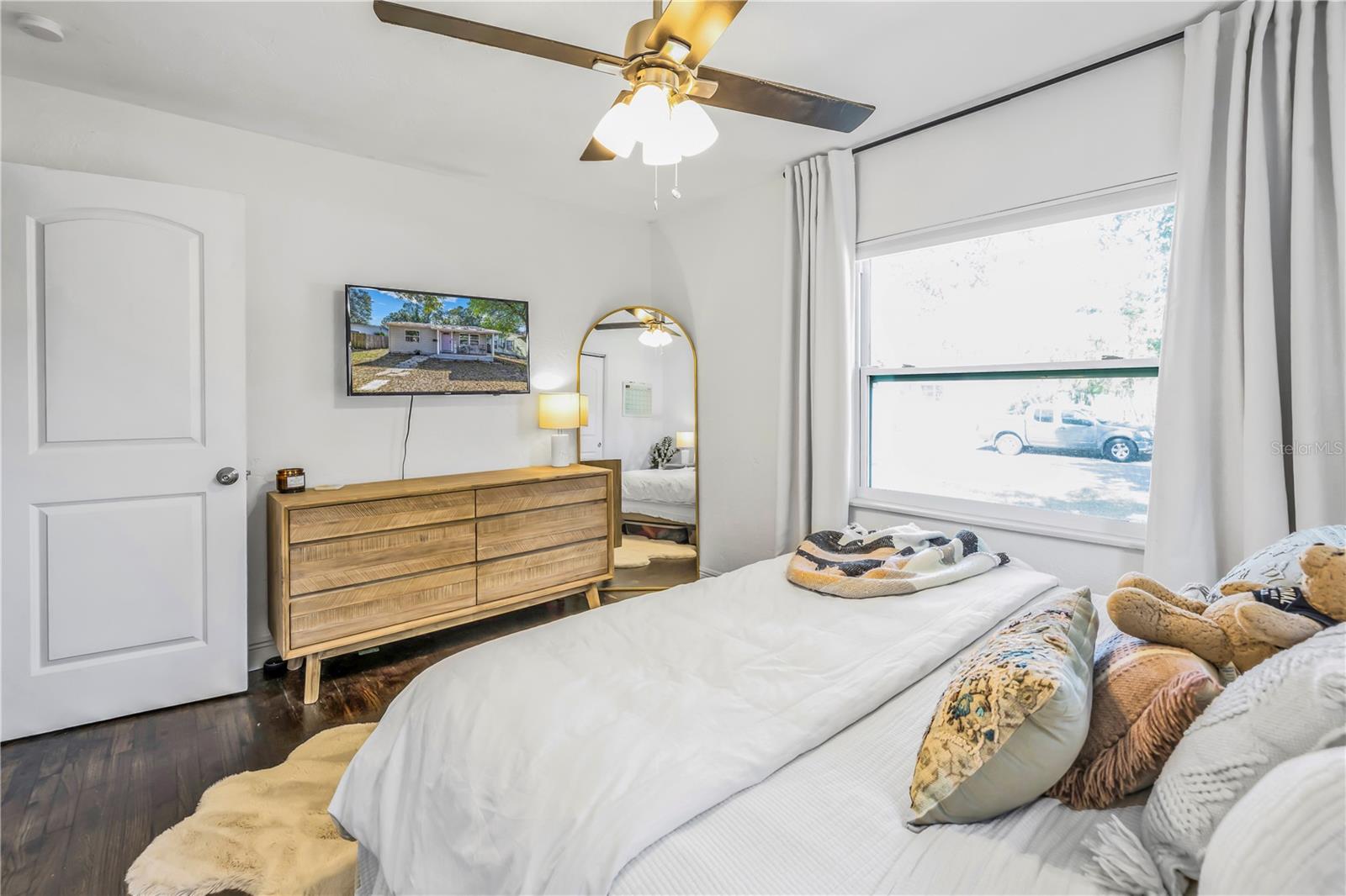 2444 32ND AVE N, ST PETERSBURG, FL, 33713