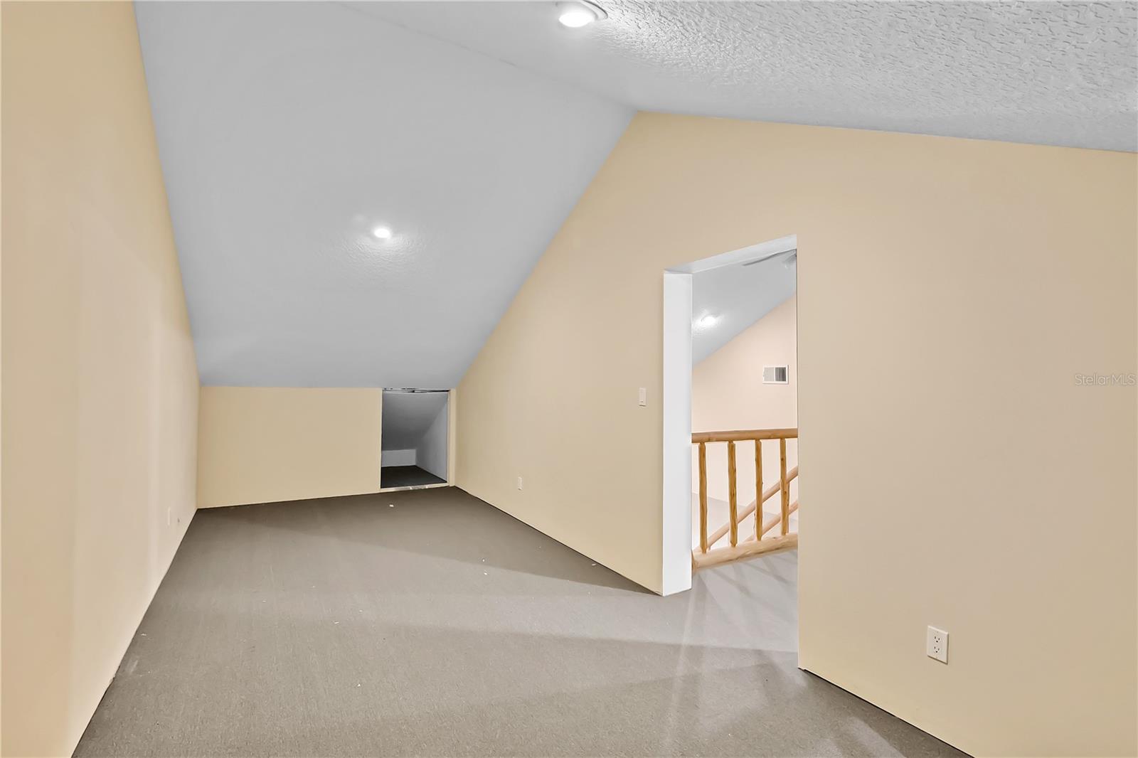 O6371691 Property Photo