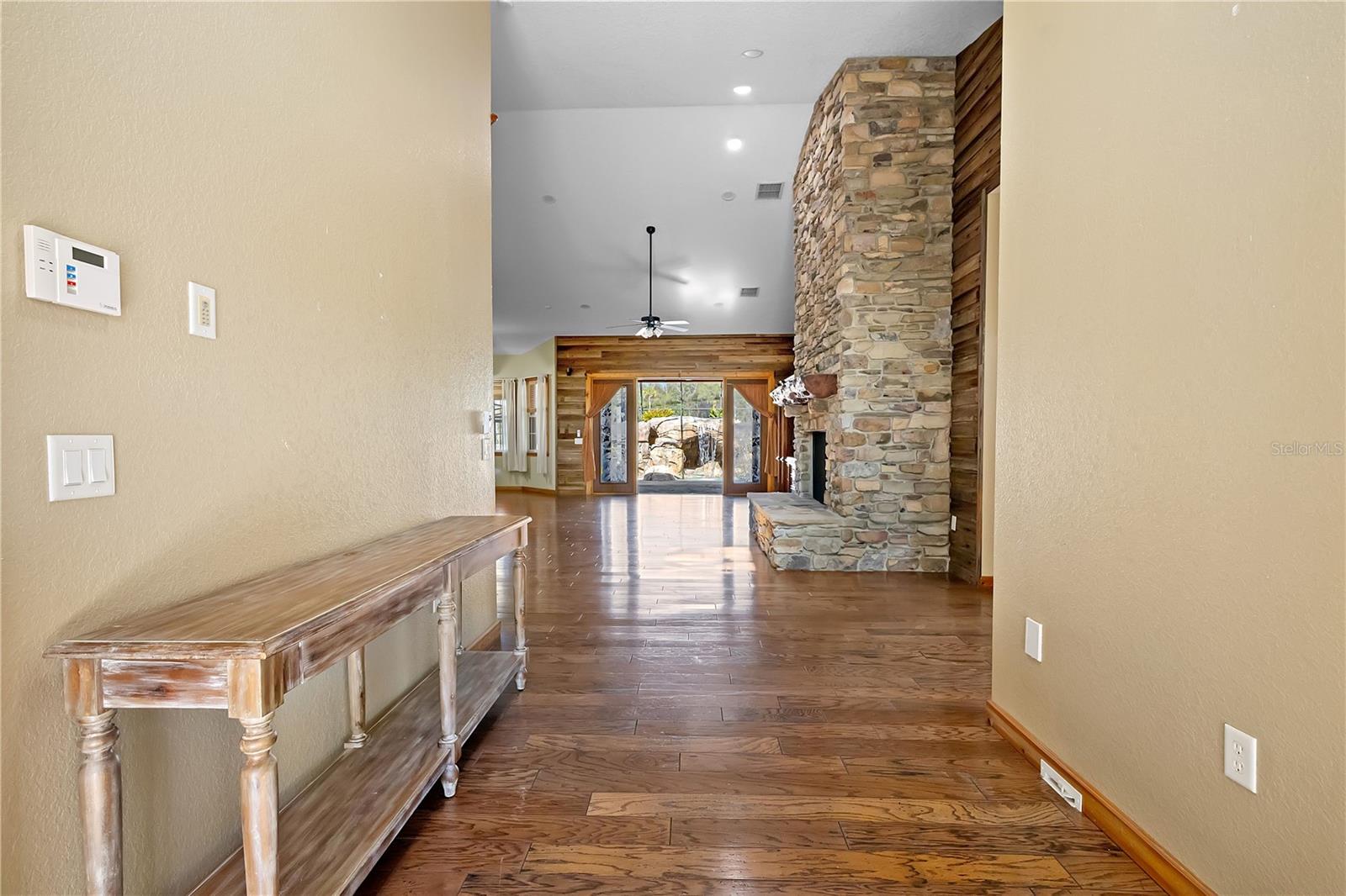 O6371691 Property Photo