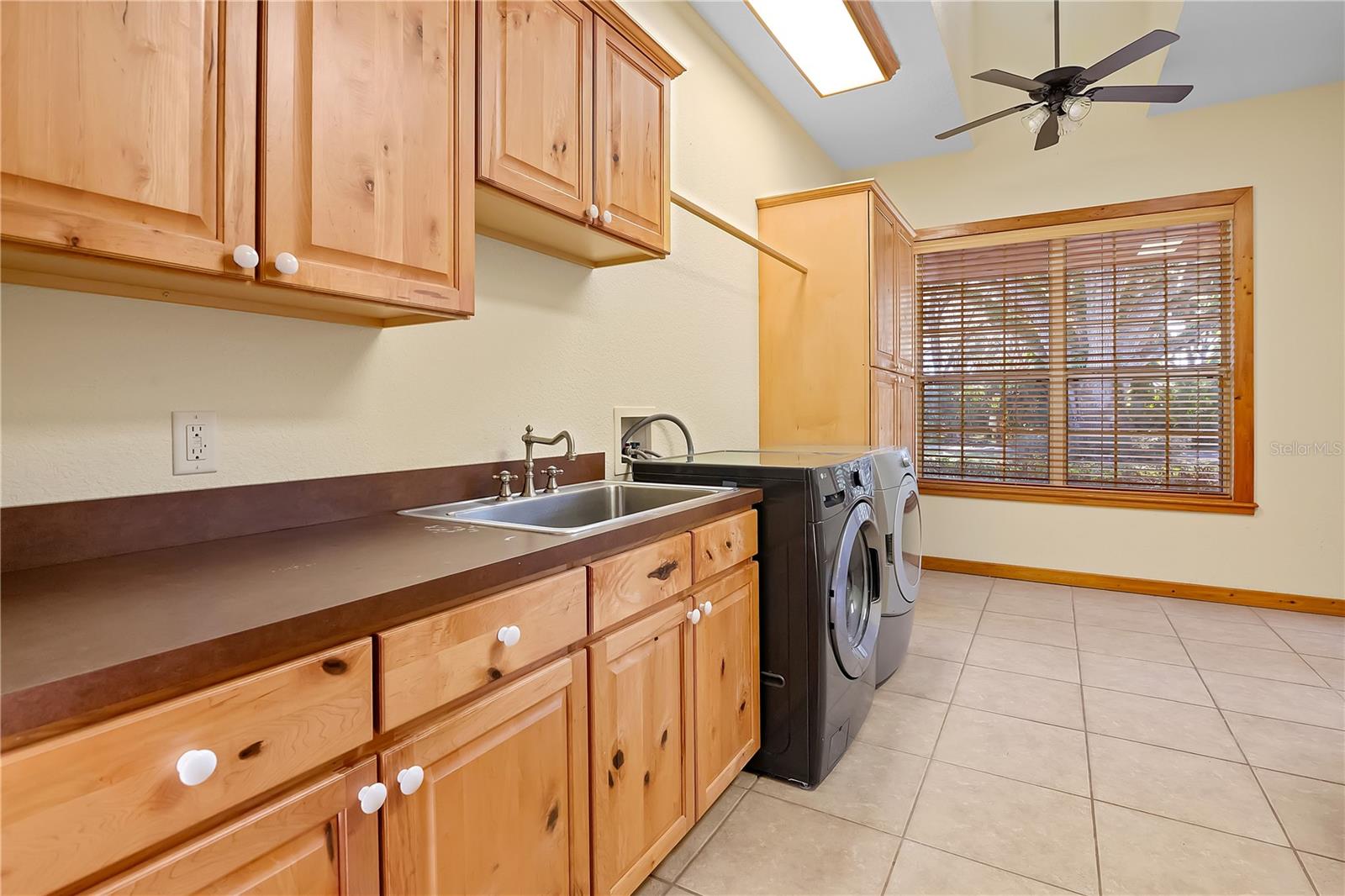 O6371691 Property Photo