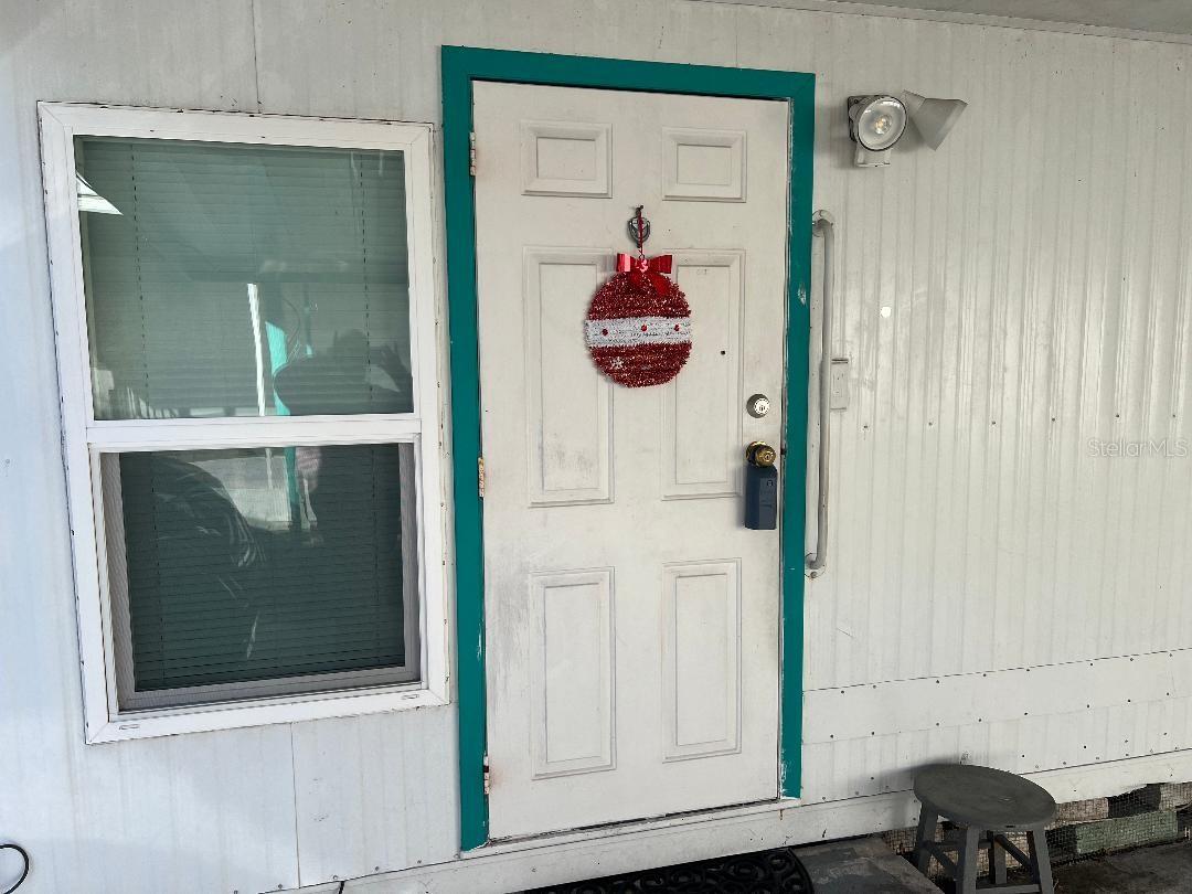 TB8461808 Property Photo