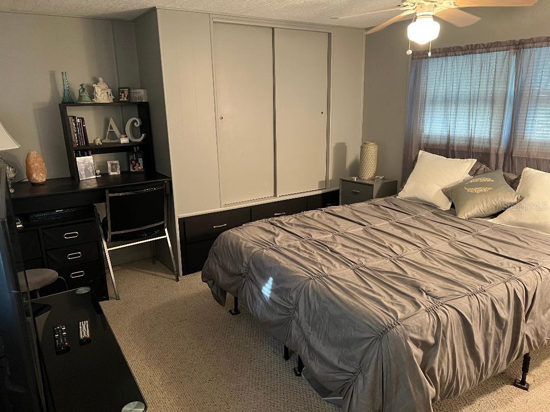 TB8461808 Property Photo