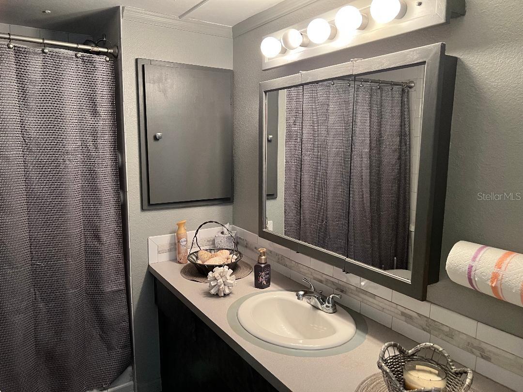 TB8461808 Property Photo