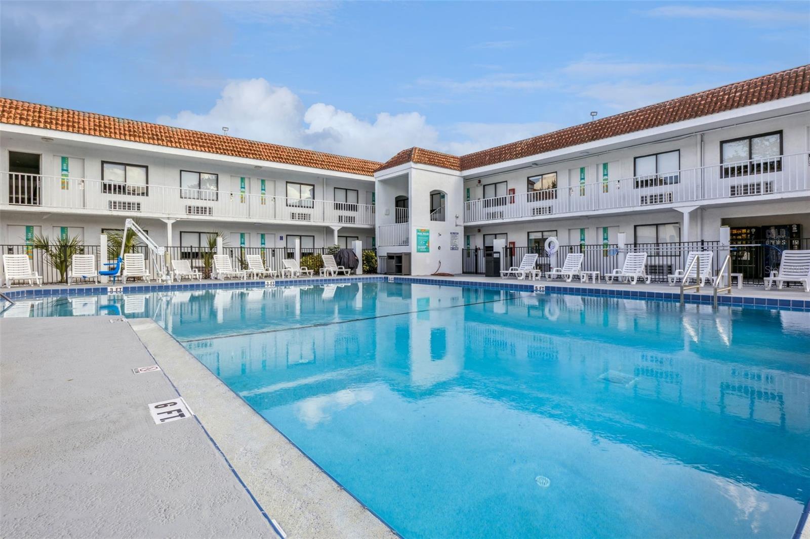 O6371733 Property Photo