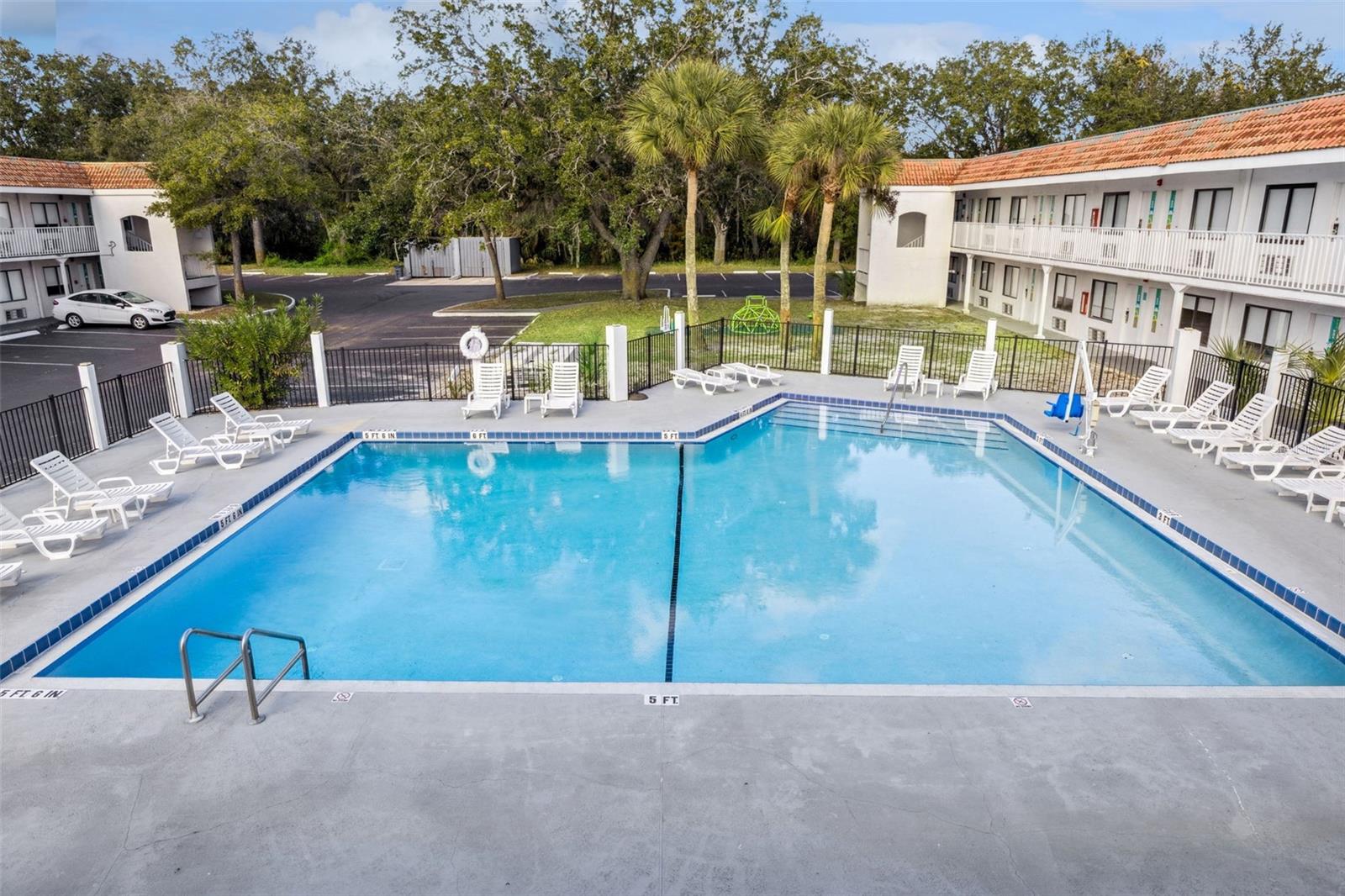 O6371733 Property Photo