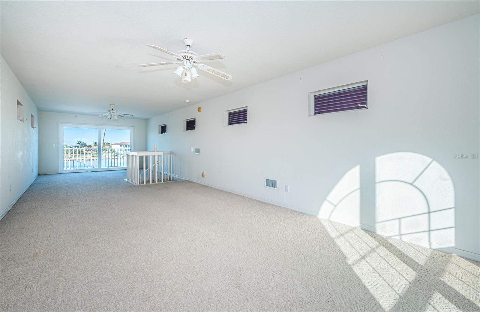 30 DOLPHIN DR, TREASURE ISLAND, FL, 33706