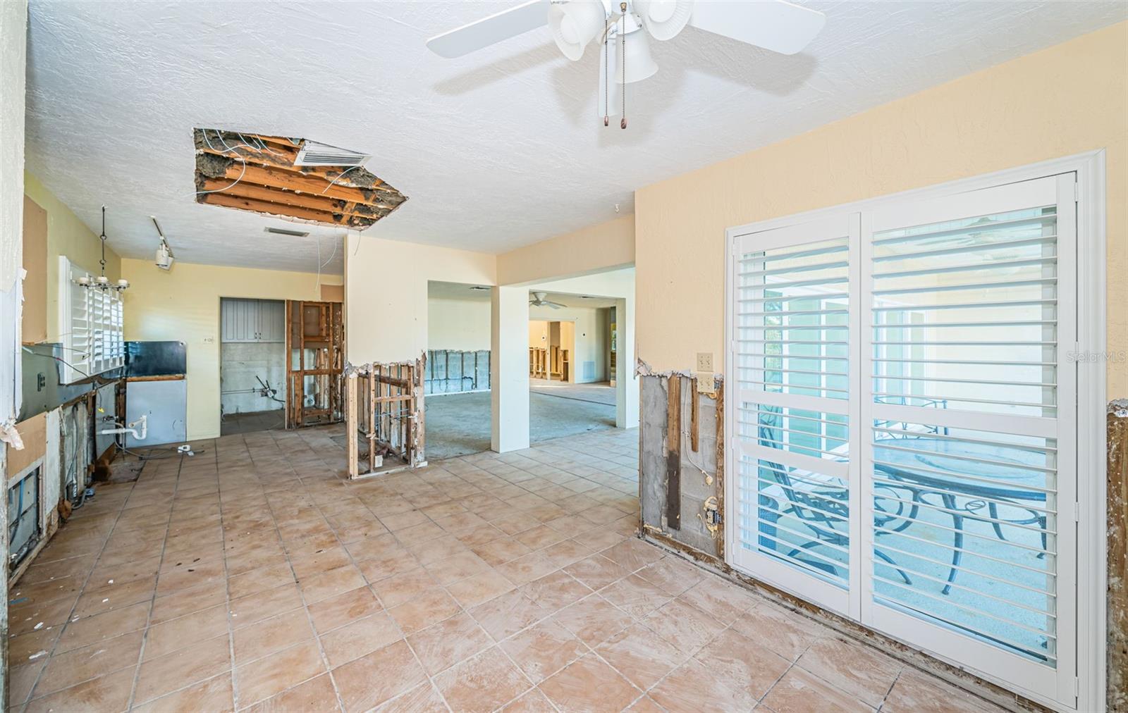 30 DOLPHIN DR, TREASURE ISLAND, FL, 33706