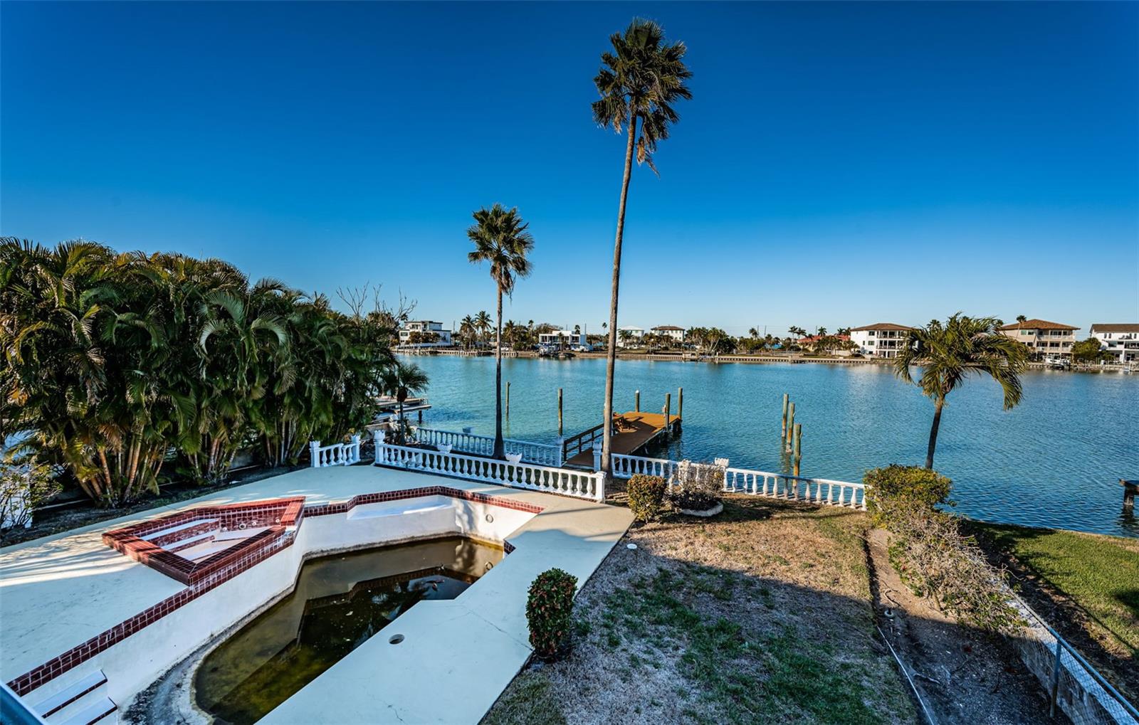 30 DOLPHIN DR, TREASURE ISLAND, FL, 33706