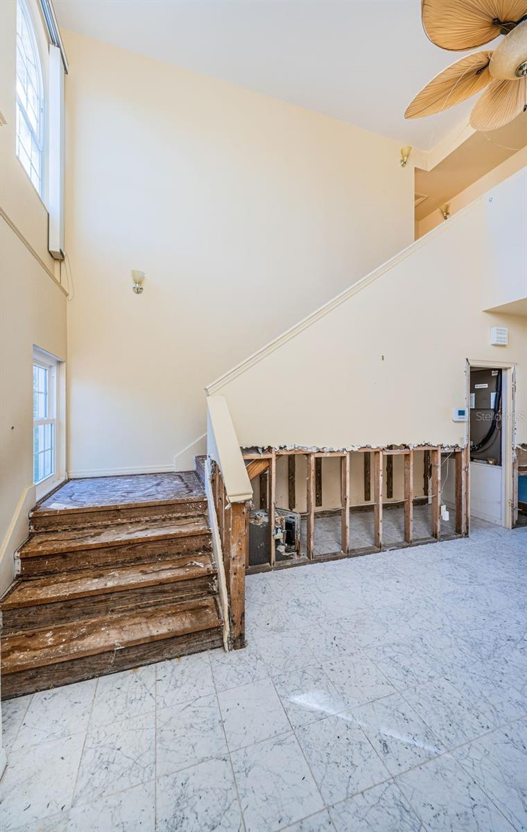 30 DOLPHIN DR, TREASURE ISLAND, FL, 33706