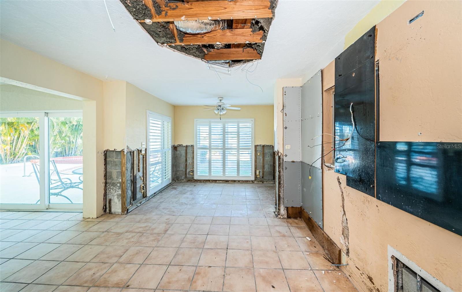 30 DOLPHIN DR, TREASURE ISLAND, FL, 33706