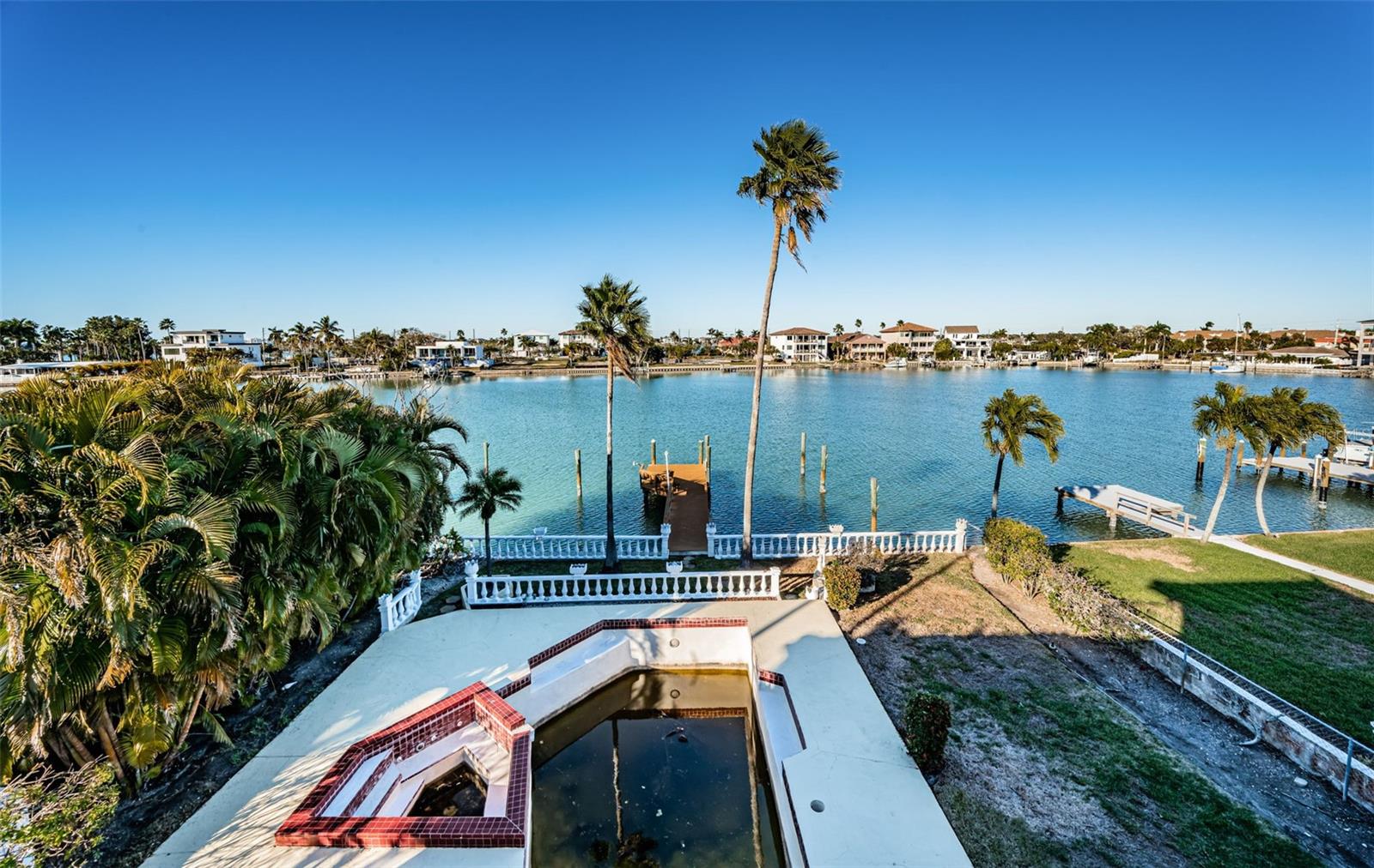 30 DOLPHIN DR, TREASURE ISLAND, FL, 33706