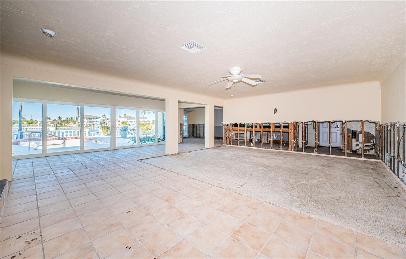 30 DOLPHIN DR, TREASURE ISLAND, FL, 33706