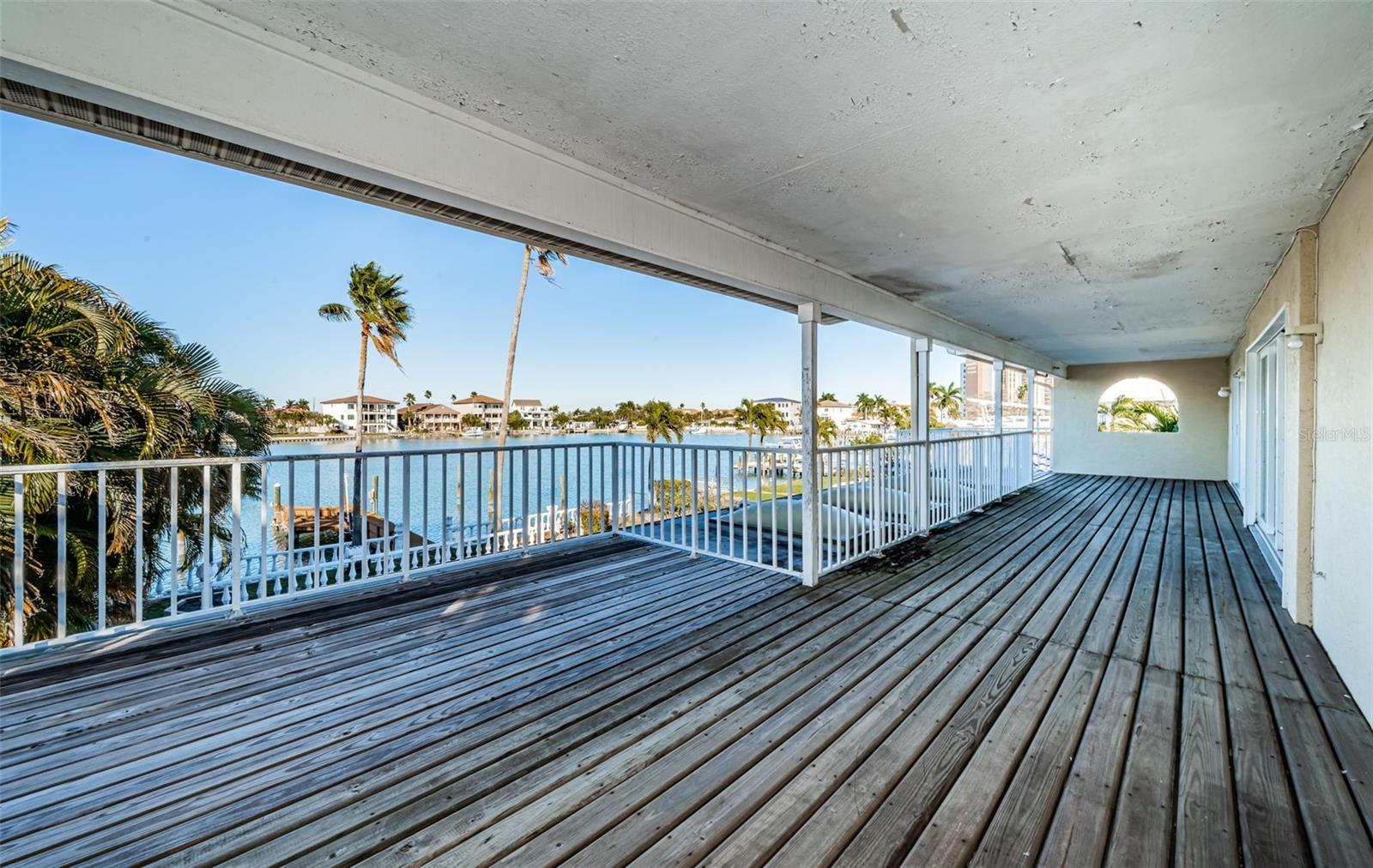 30 DOLPHIN DR, TREASURE ISLAND, FL, 33706