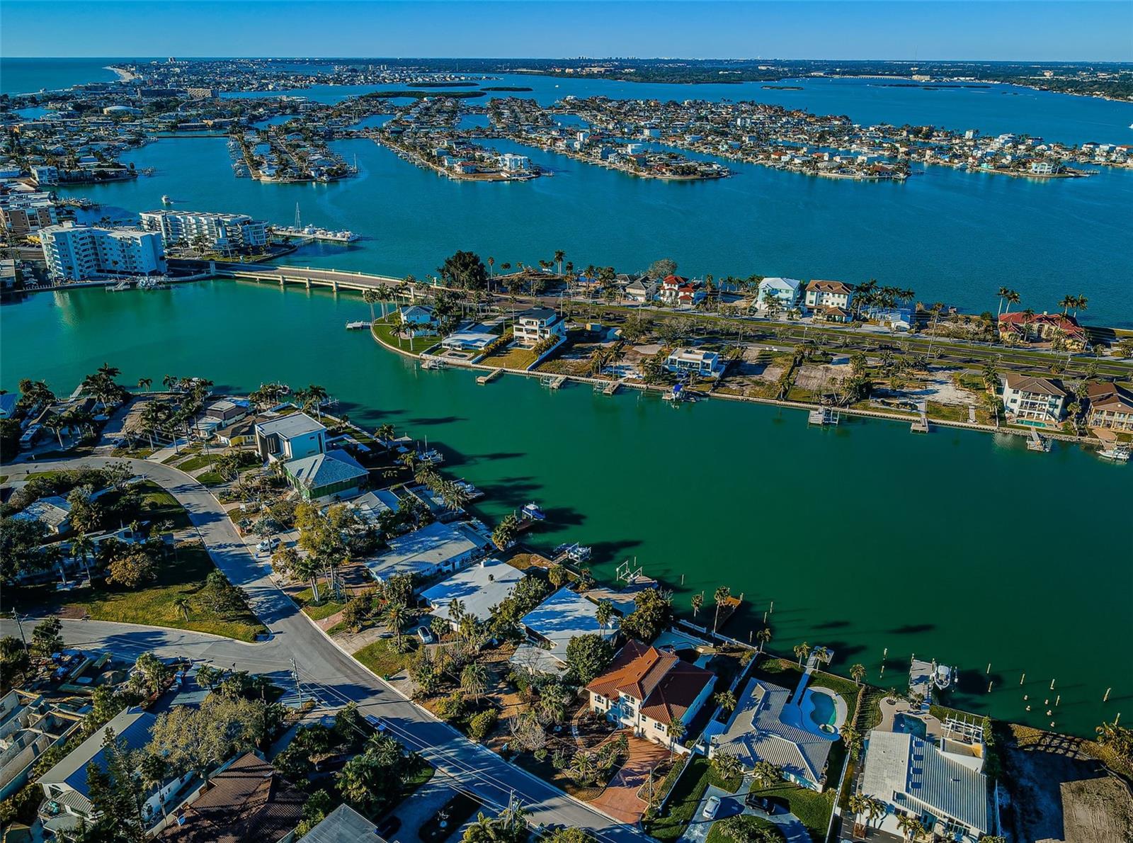 30 DOLPHIN DR, TREASURE ISLAND, FL, 33706