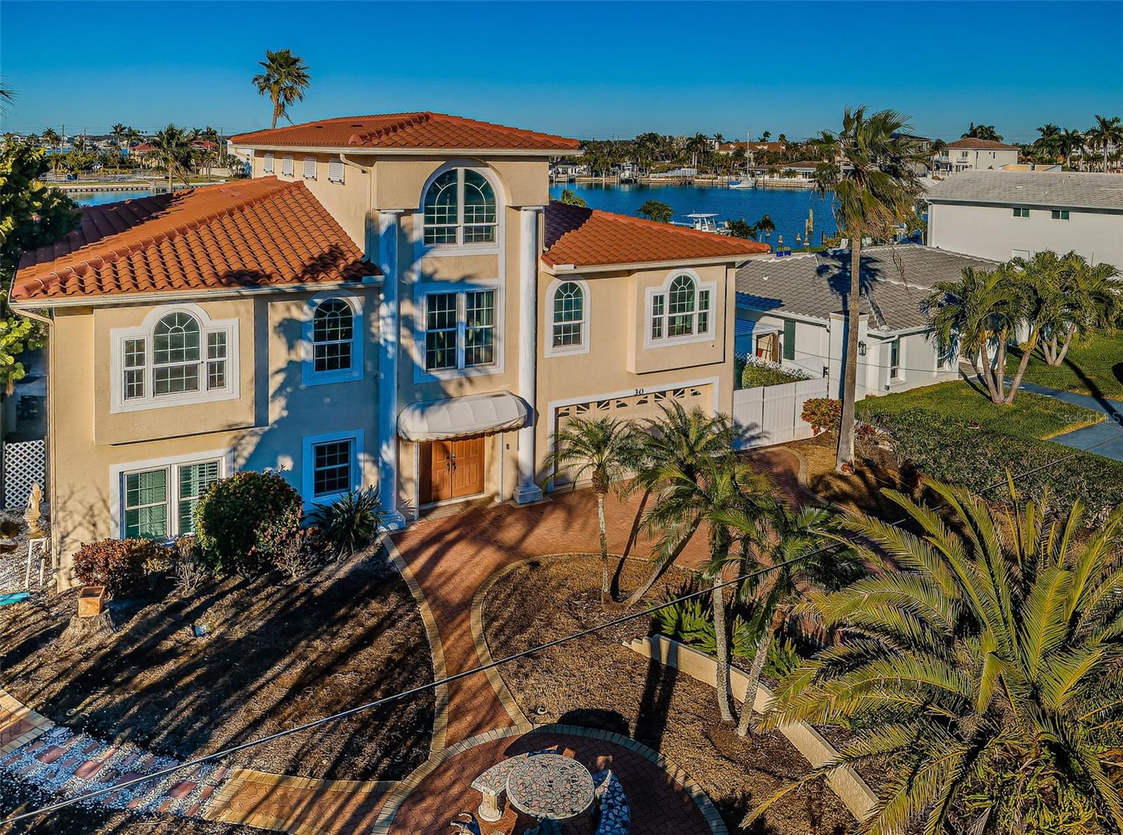 30 DOLPHIN DR, TREASURE ISLAND, FL, 33706