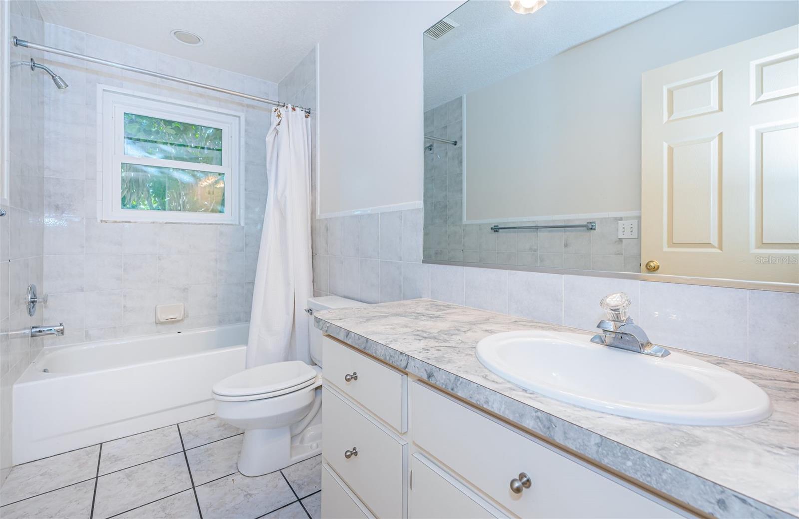 30 DOLPHIN DR, TREASURE ISLAND, FL, 33706