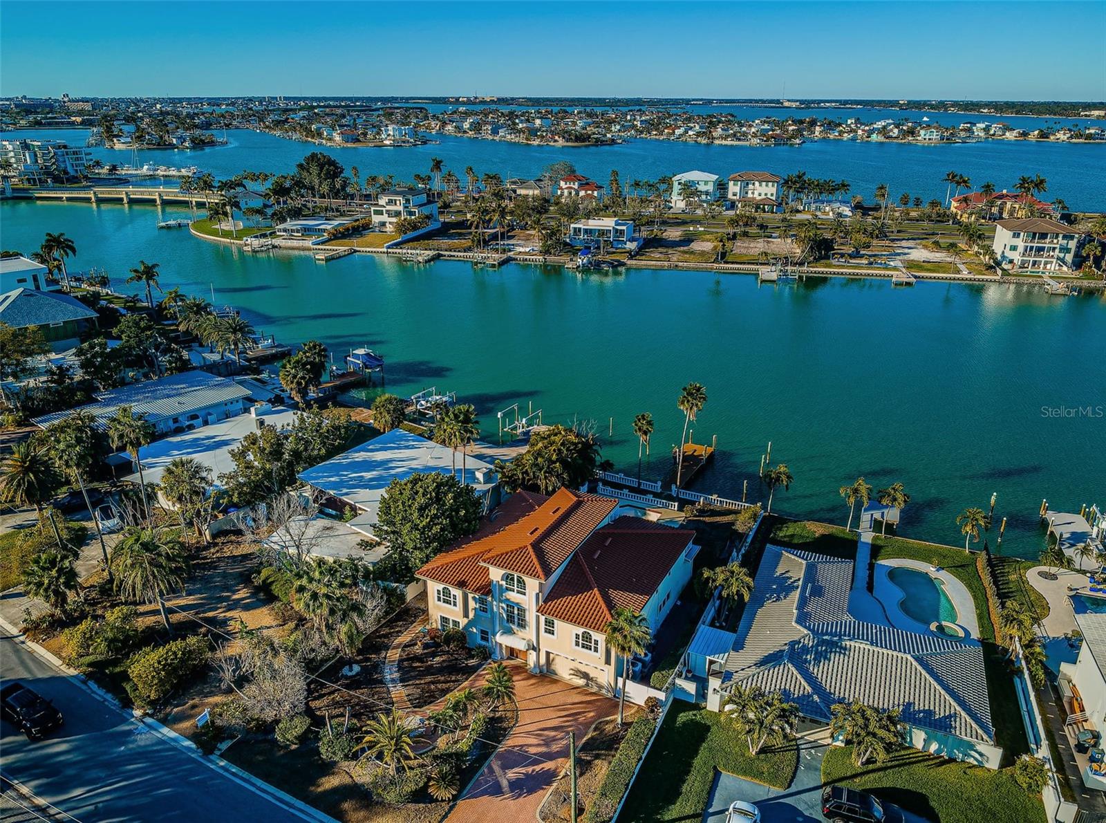 30 DOLPHIN DR, TREASURE ISLAND, FL, 33706