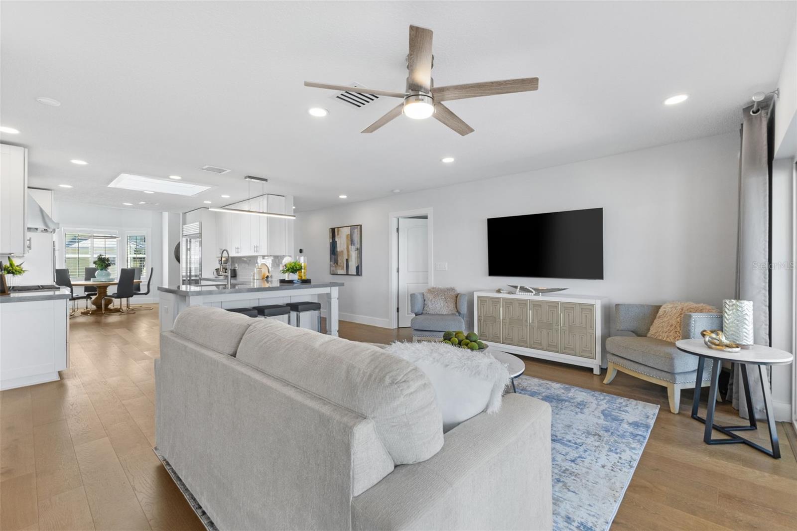 TB8461842 Property Photo